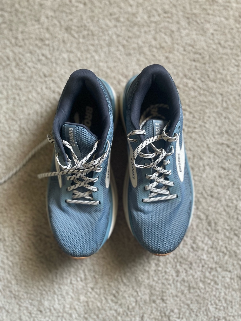 Brooks Ghost Max 2 Womens Running Shoes 7.5 Blue Gum Sole Cushioned GUC